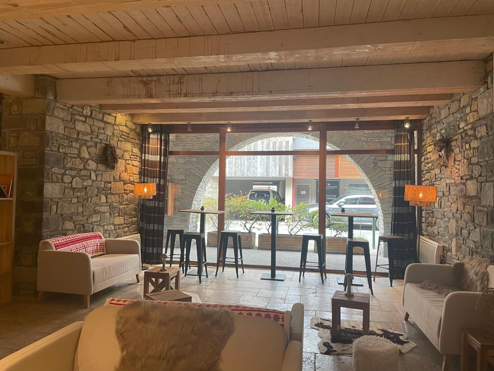 Appartements Avec Piscine Interieure Sauna Parking Etage 1 Au Centre Du Village Dans Residence Cami Real Saint-Lary-Soulan Eksteriør billede