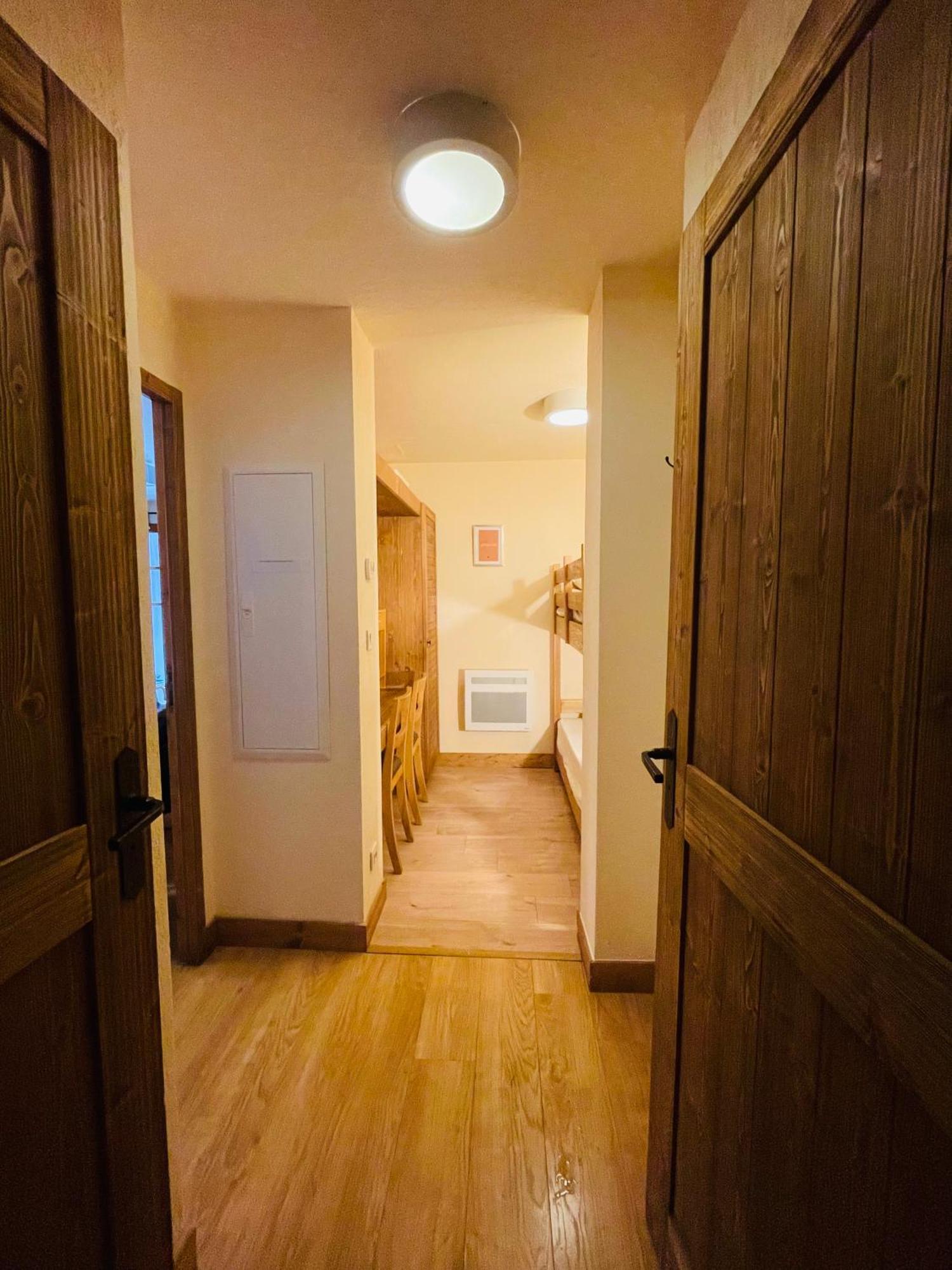 Appartements Avec Piscine Interieure Sauna Parking Etage 1 Au Centre Du Village Dans Residence Cami Real Saint-Lary-Soulan Eksteriør billede